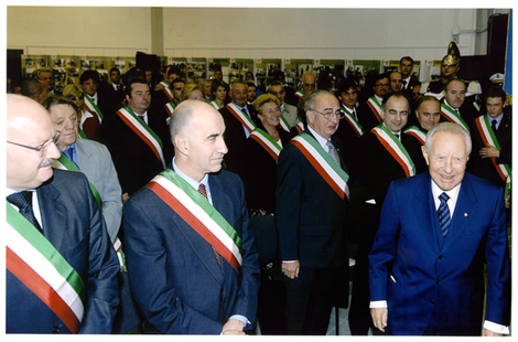 Medaglia d’oro al merito civile alla Città di Omegna