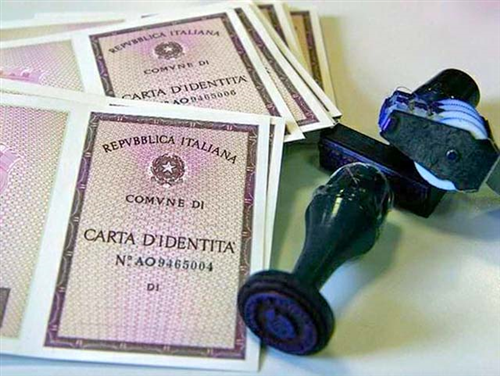 Indetto il concorso pubblico, per esami, per la copertura a tempo pieno e indeterminato di n. 1 posto di Istruttore amministrativo, inquadrato nellArea degli Istruttori, nell'ambito dei Servizi Demografici.